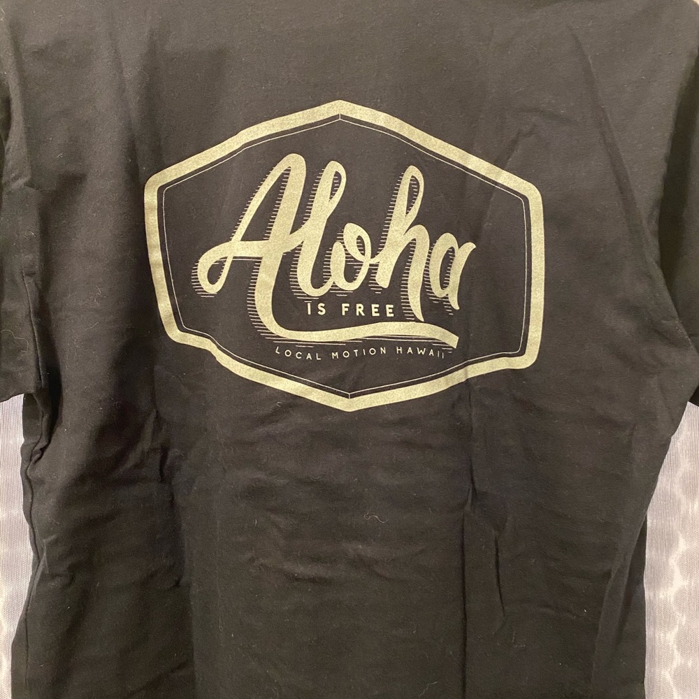 Local Motion Hawaii t-shirt